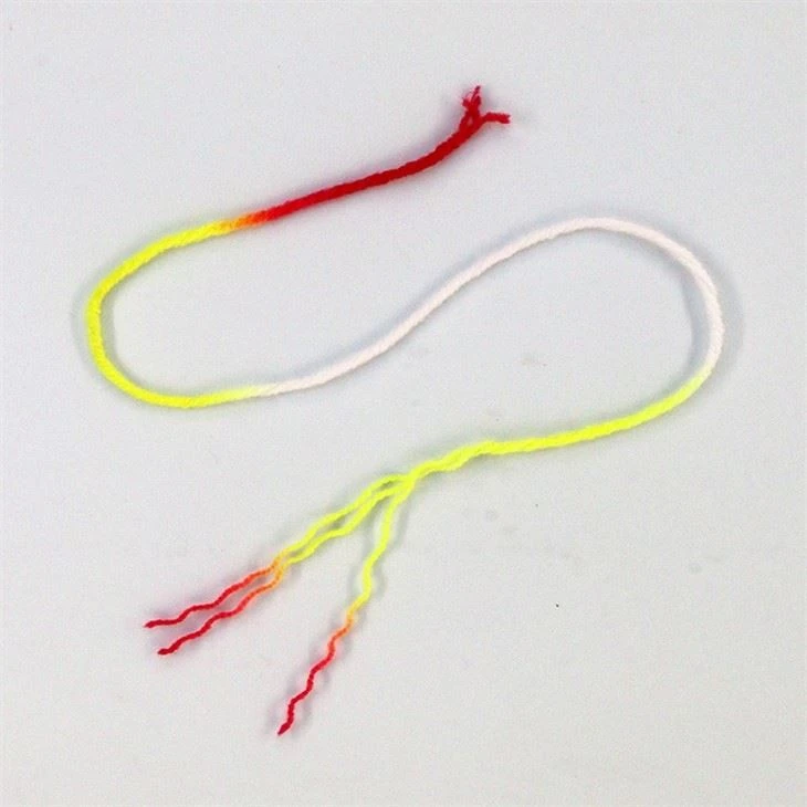 bulky acrylic yarn